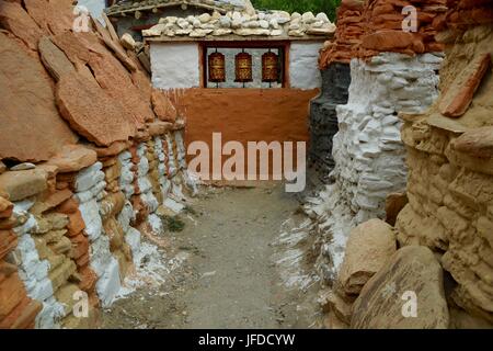 Traditional structures in Chele, Upper Mustang Stock Photo
