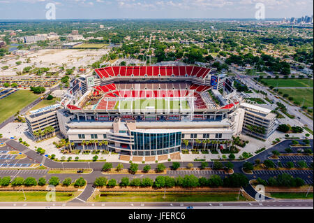 Tampa, FL, USA. 31st Jan, 2021. Aerial view vf Raymond James Stadium, site  of Super Bowl LV between The Tampa Bay Buccaneers and the Kansas City  Chiefs on January 31, 2021. Credit:
