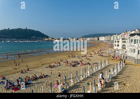 Town beach Playa de la Concha, Donostia-San Sebastián, Gipuzkoa, the Basque Provinces, Spain Stock Photo