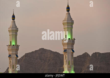 Arabia, Arabian peninsula, Sultanate of Oman, peninsula Musandam, Khasab, Sharja mosque Stock Photo