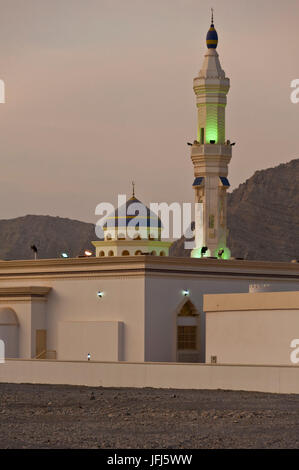 Arabia, Arabian peninsula, Sultanate of Oman, peninsula Musandam, Khasab, Sharja mosque Stock Photo