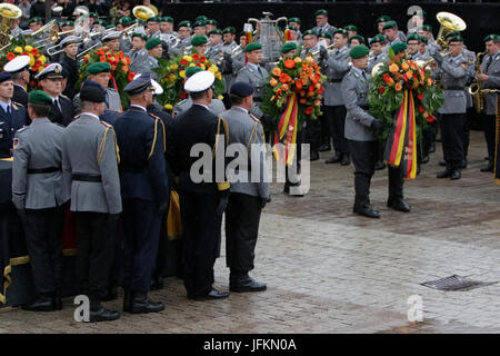 Soldiers carry wreaths past the coffin of Helmut Kohl. A funeral mass for the former German Chancellor Helmut Kohl was held in the Cathedral of Speyer. it was attended by over 1000 invited guests and several thousand people followed the mass outside the Cathedral. Photo: Cronos/Michael Debets Stock Photo