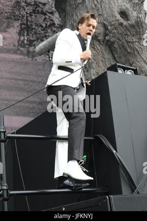 London, UK. 01st July, 2017. The Hives perform at British Summertime at Hyde Park. London on July 1st 2017  Credit: Keith Mayhew/Alamy Live News Stock Photo