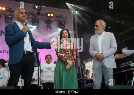 London, UK. 2 July, 2017. The mayor  of London Sadiq Khan together with Yusuf Islam ,better know as Cat Stevens and Masterchef champion Saliha Mahmoud-Ahmed on the stage in Trafalgar square welcoming the thousands who come and enjoy the Eid Celebrations  Credit: Paul Quezada-Neiman/Alamy Live News Stock Photo