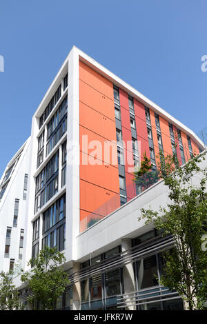 Nottingham, UK:2nd July 2017: Nottingham Trent University student accommodation which has the same cladding as the Grenfell Tower block will be replaced 'as a matter of urgency'.Students have been moved out of blocks until work has been carried out. Credit: Ian Francis/Alamy Live News Stock Photo