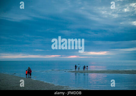 USA, Massachusetts, Cape Cod, Eastham, First Encounter Beach, sunset Stock Photo