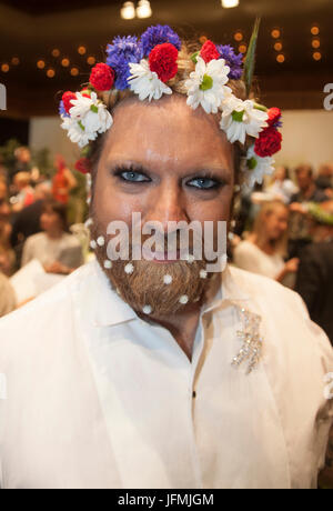 RICKARD SÖDERBERG Swedish Opera singer Malmö 2017 with a flower wreath Stock Photo