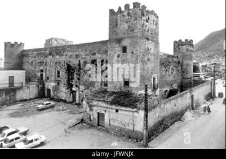 Castello dei Conti di Modica di Alcamo 28prima del restauro29 Stock Photo