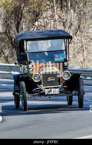 vintage-1913-ford-model-t-