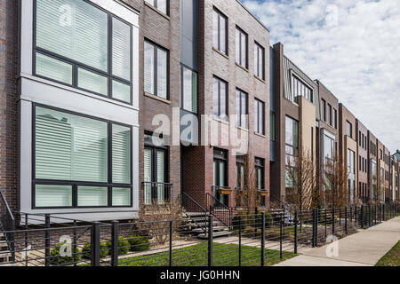 Contemporary rowhouses on the 2500 block of west Montana street in Lincoln Park. Stock Photo
