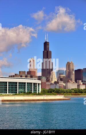 The Chicago lakefront and a portion of the city skyline as seen from the Museum Campus on a warn, spring morning. Chicago, Illinois, USA. Stock Photo