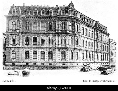 Kunstgewerbeschule am Burgplatz 1 in Düsseldorf , 1883 von Eberhard Westhofen erbaut Stock Photo