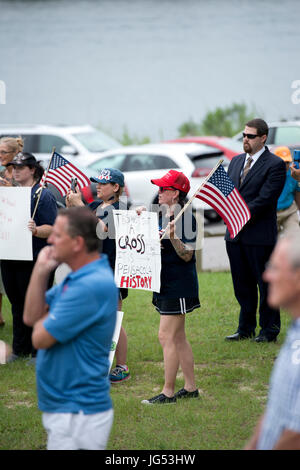 Pensacola, Florida, USA. 27th June, 2017. Crowed gathered in support of saving the Bayview Cross.  Sandy Andreoletti/Alamy Live News Stock Photo