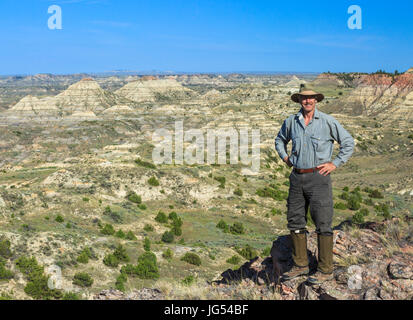 self portrait of john lambing above the terry badlands near terry, montana Stock Photo