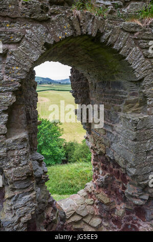 Stone archway at Clun castle, Clun, Shropshire, England Stock Photo