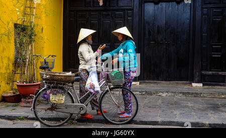 vietnamese ladies