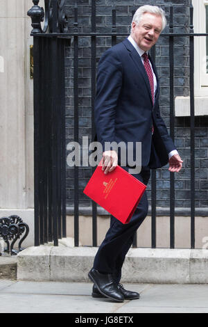 London, UK. 4th July, 2017. David Davis MP, Secretary of State for Exiting the European Union, leaves 10 Downing Street following a Cabinet meeting. Credit: Mark Kerrison/Alamy Live News Stock Photo