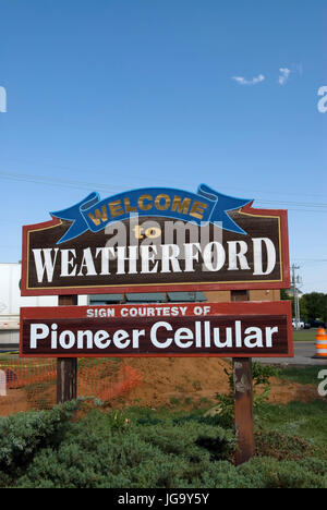 Welcome to Weatherford sign Oklahoma USA Stock Photo