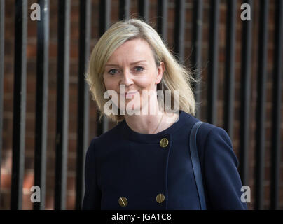 . Elizabeth Truss MP, Chief Secretary to the Treasury, leaves 10 Downing Street after a Cabinet meeting Stock Photo