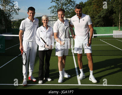 Tim Henman (left), Judy Murray, Anton du Beke and Goran Ivanisevic (right) on HSBC Court 20 in the Wimbledon queue during day three of the Wimbledon Championships at the All England Lawn Tennis and Croquet Club, Wimbledon. Stock Photo