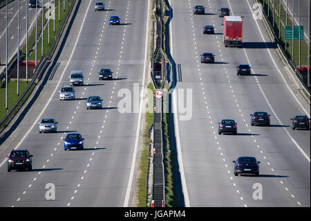 Expressway S6 called Obwodnica Trojmiasta (Tricity Beltway) in Gdansk, Poland. 30 April 2017 © Wojciech Strozyk / Alamy Stock Photo Stock Photo