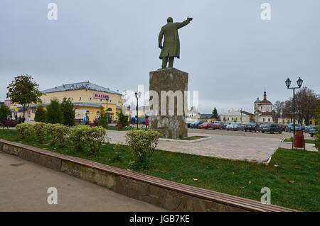 Borovsk, Kaluga region, Russia - October 22, 2011: Monument to Vladimir Lenin on the central square in Borovsk town. Stock Photo