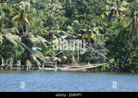 Chinese Fishing Net Poles in the Backwaters of Kerala, India Stock Photo -  Image of calm, holiday: 85625290