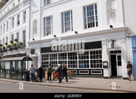 Shops and businesses in Cheltenham. The Bank House pub and restaurant Stock Photo