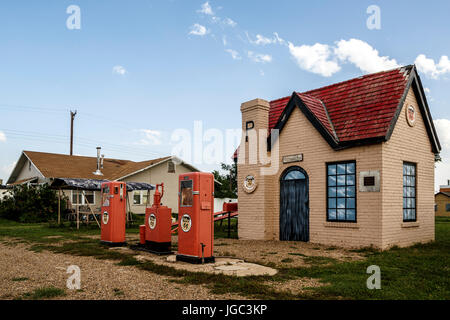 Gas station Phillips 66, McLean, Historic Route 66, Texas, USA Stock Photo