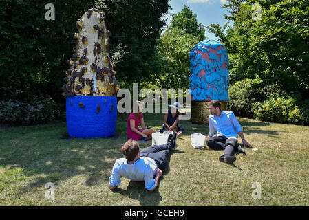 London, UK. 5th July, 2017. 'Untitled', 2016, by Takuro Kuwata. The Frieze Sculpture festival opens to the public in Regent's Park. Featuring outdoor works by leading artists from around the world the sculptures are on display from 5 July to 8 October 2017. Credit: Stephen Chung/Alamy Live News Stock Photo