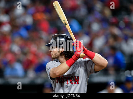 Boston Red Sox left fielder Manny Ramirez rounds the bases during his solo  home run in the second inning against the Texas Rangers at Fenway Park in  Boston on June 11, 2006. (