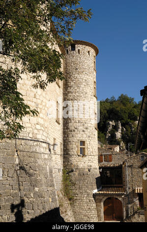 Chateau des Seigneurs, Vogue, Rhone-Alpes, France, Les Beaux Villages de France. Stock Photo