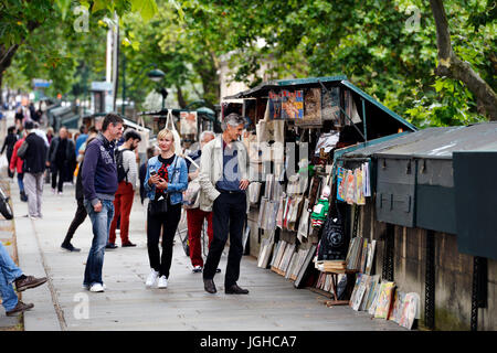 Second hand books dealer on the seine bank, Paris, France Stock Photo