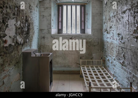 England, Dorset, Dorchester prison, cell Stock Photo