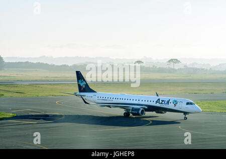 Curitiba, PR, Brazil - December 26, 2016: Azul Airlines plane preparing to stop at Internacional Afonso Pena airport in Curitiba. Stock Photo