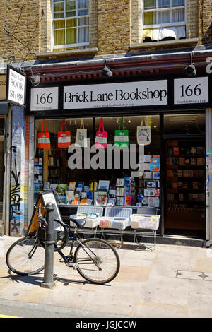 Brick Lane Bookshop at 166 Brick Lane, Shoreditch, London E1 Stock Photo