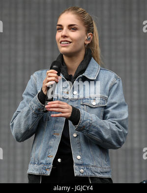 Hannah Reid from London Grammar performs on the main stage at TRNSMT festival in Glasgow. Stock Photo