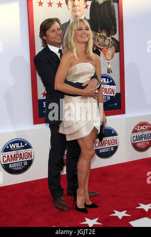 Los Angeles, CA, USA. 2nd Aug, 2012. LOS ANGELES - AUG 2: Grant Show, Katherine LaNasa at the ''The Campaign'' Premiere at the TCL Chinese Theater IMAX on August 2, 2012 in Los Angeles, CA Credit: Kay Blake/ZUMA Wire/Alamy Live News Stock Photo