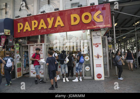 Popular Papaya Dog stand on 5th Avenue at 33rd Street in Manhattran, NYC. Stock Photo