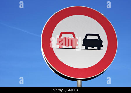 traffic sign Ueberholverbot, no passing nex 3 km, Germany Stock Photo ...