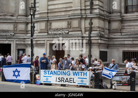 London, UK. 8th July, 2017. A small pro-Israel protest opposite the Queen Elizabeth II Hall where the Palestine Expo was taking place. Credit: Mark Kerrison/Alamy Live News Stock Photo