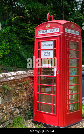 UK Red telephone box Stock Photo