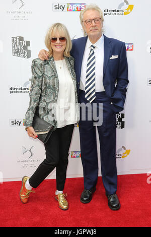 London, UK. 9th Jul, 2017. Twiggy, South Bank Sky Arts Awards, The Savoy, London, UK. 09th July, 2017. Photo by Richard Goldschmidt Credit: Rich Gold/Alamy Live News Stock Photo