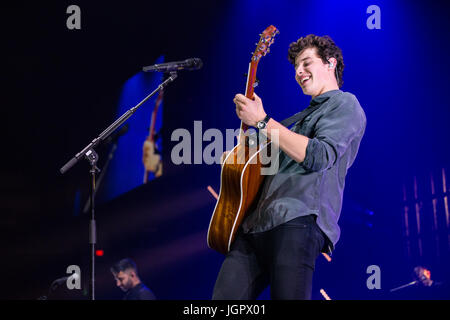 Vancouver, Canada. 8th Jul, 2017. Shawn Mendes Illuminate Tour at Rogers Arena in Vancouver, BC on July 8th 2017 Credit: James Jeffrey Taylor/Alamy Live News Stock Photo