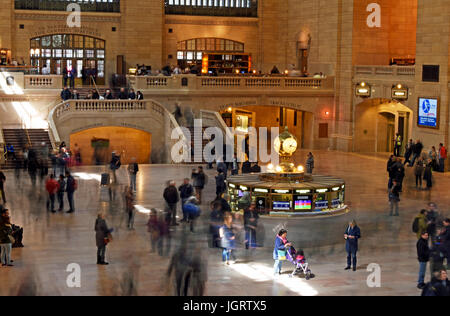 People in Grand Central Station, New York Stock Photo