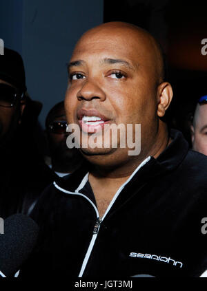 REV. JOSEPH SIMMONS (RUN OF RUN DMC) WITH HIS BROTHER RUSSELL Stock