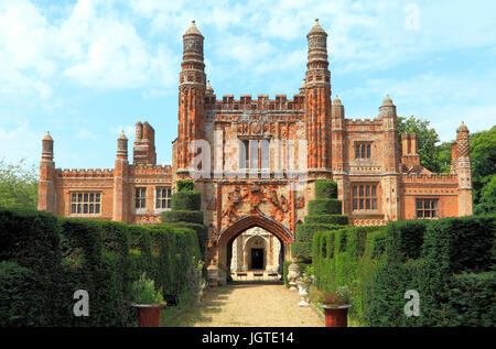 East Barsham Manor, Gatehouse, Tudor Manor House, Norfolk, England, UK Stock Photo