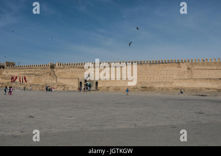 Old medina wall and gate in Fez. Boujloud square, Marocco Stock Photo