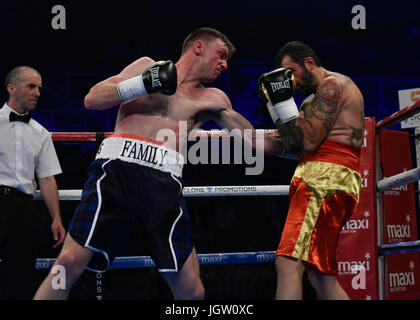 Saturday 8th of July 2017: Boxing, Braehead Arena, Glasgow, Scotland. Haddingtons Iain Trotter defeats Borislav Zankov Stock Photo