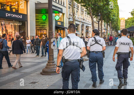 Avenue Champs Elysees security Stock Photo